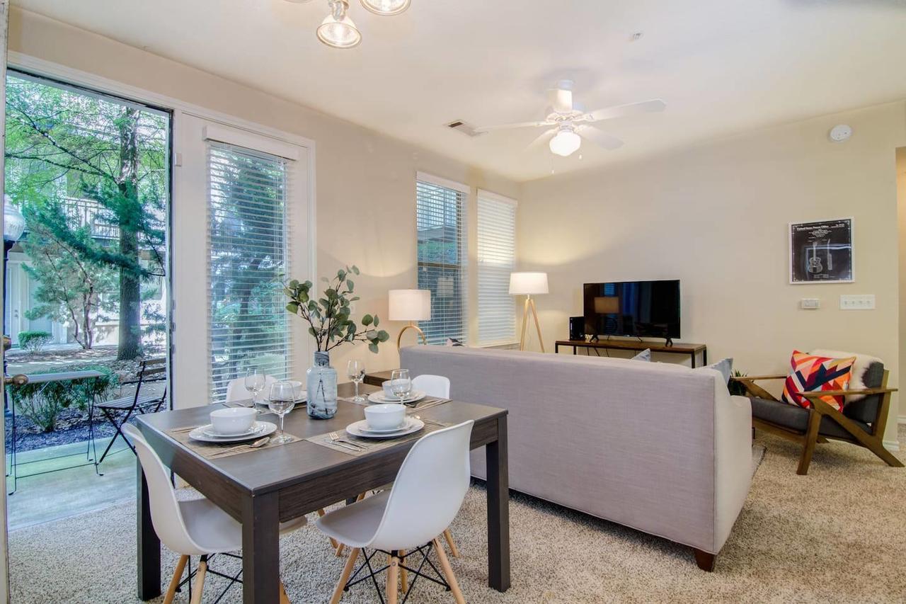 Heart Of Downtown Memphis! Sleeps 6! Apartment Exterior photo
